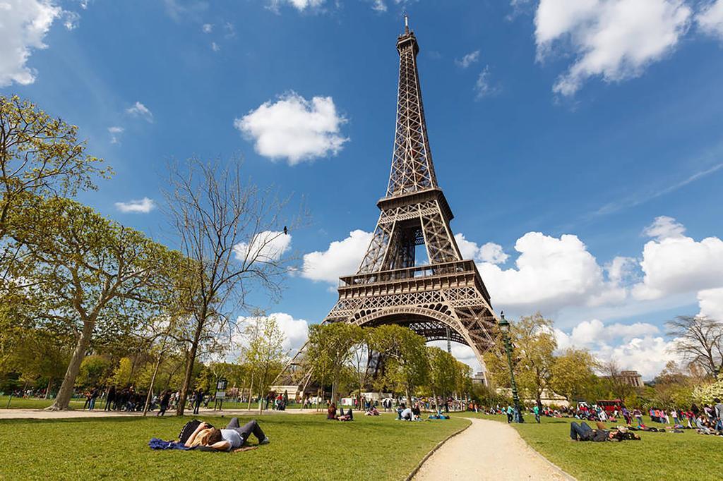 Love Nest In Saint Germain Париж Екстериор снимка