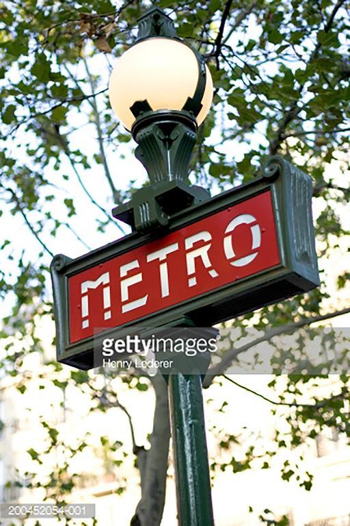 Love Nest In Saint Germain Париж Екстериор снимка