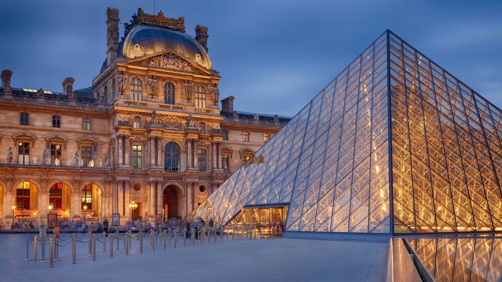 Love Nest In Saint Germain Париж Екстериор снимка