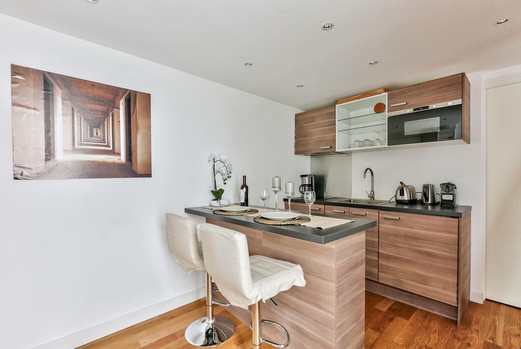 Love Nest In Saint Germain Париж Екстериор снимка